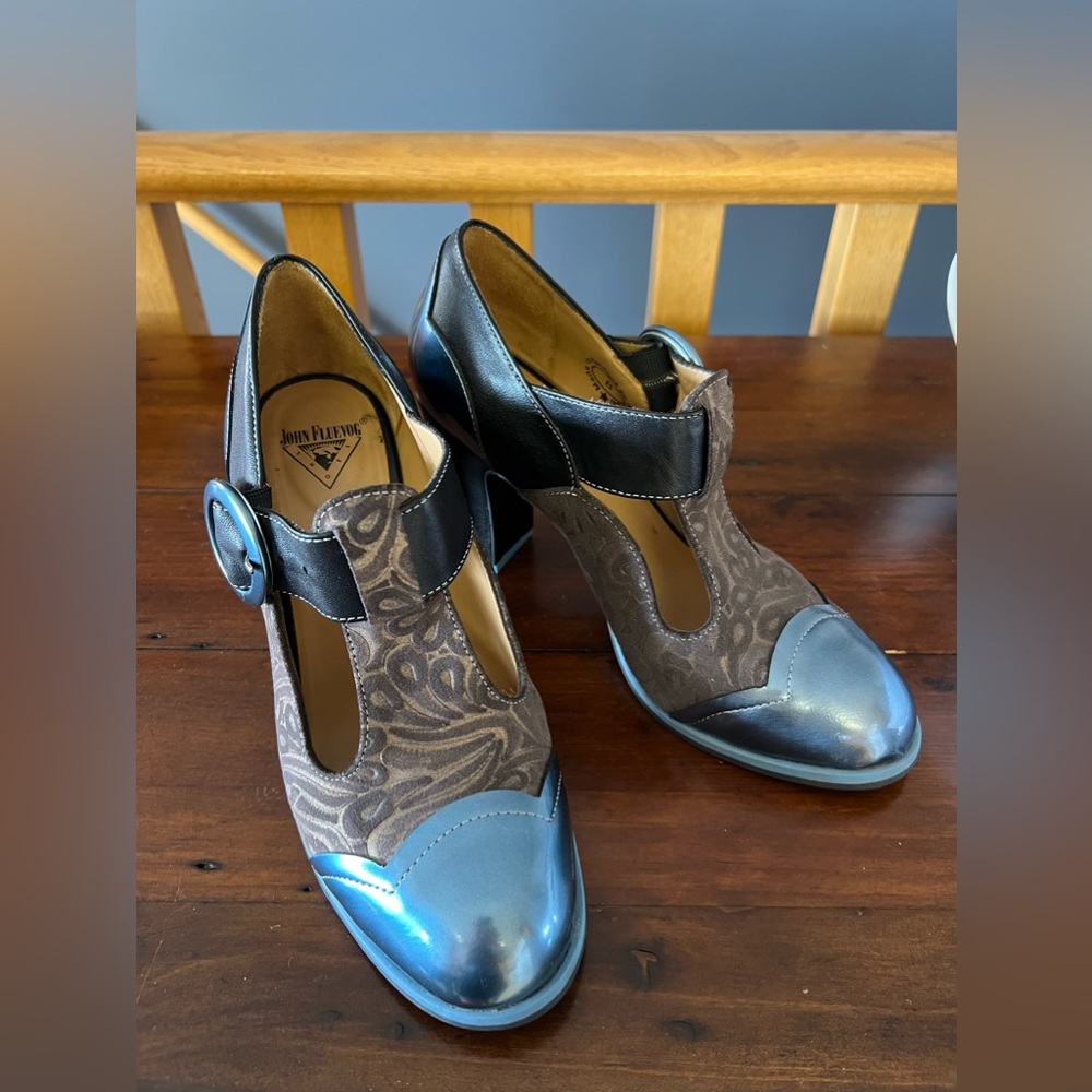 EUC JOHN FLUEVOG